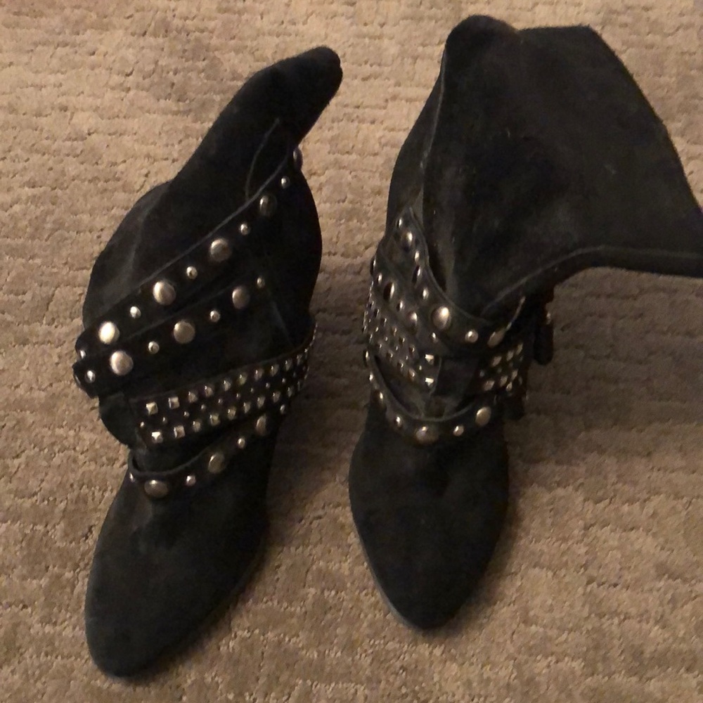 BCBG boot size 10
